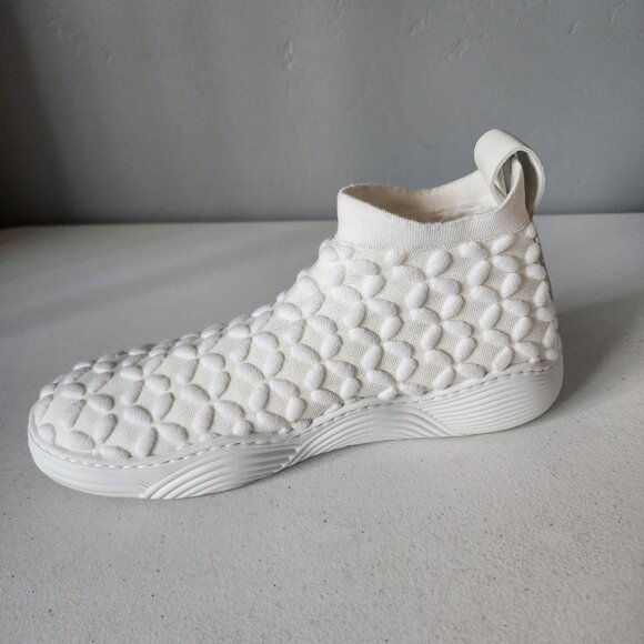 Alaia Knit Sneaker "EUC" - Picture 12 of 16
